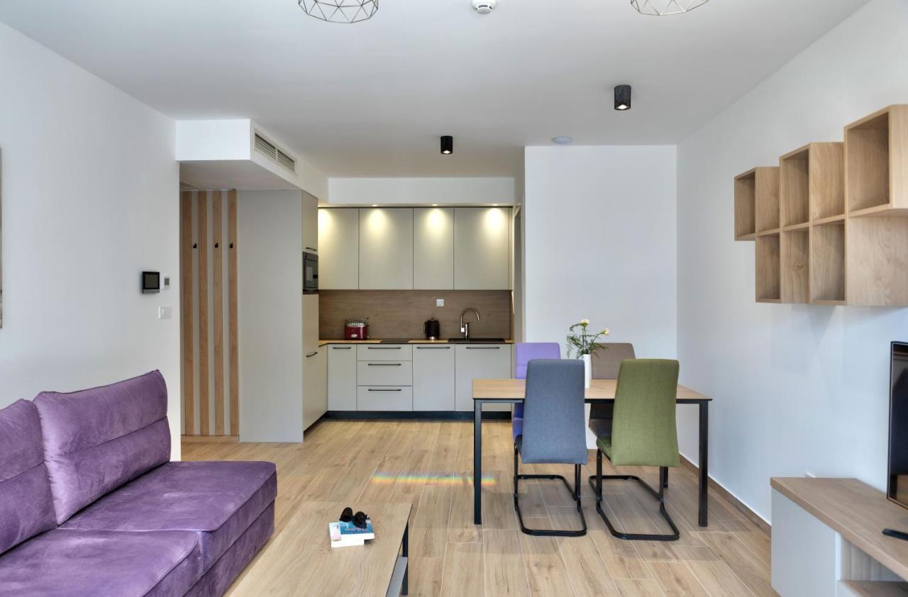 Amare Apartment *
