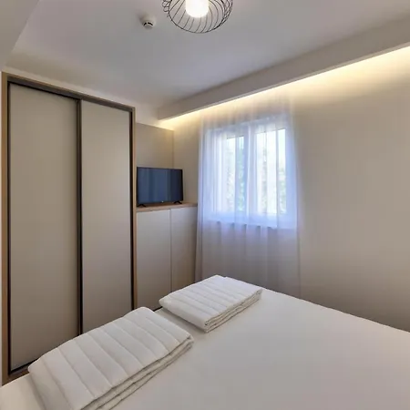 Apartments Amare Promajna Exterior photo